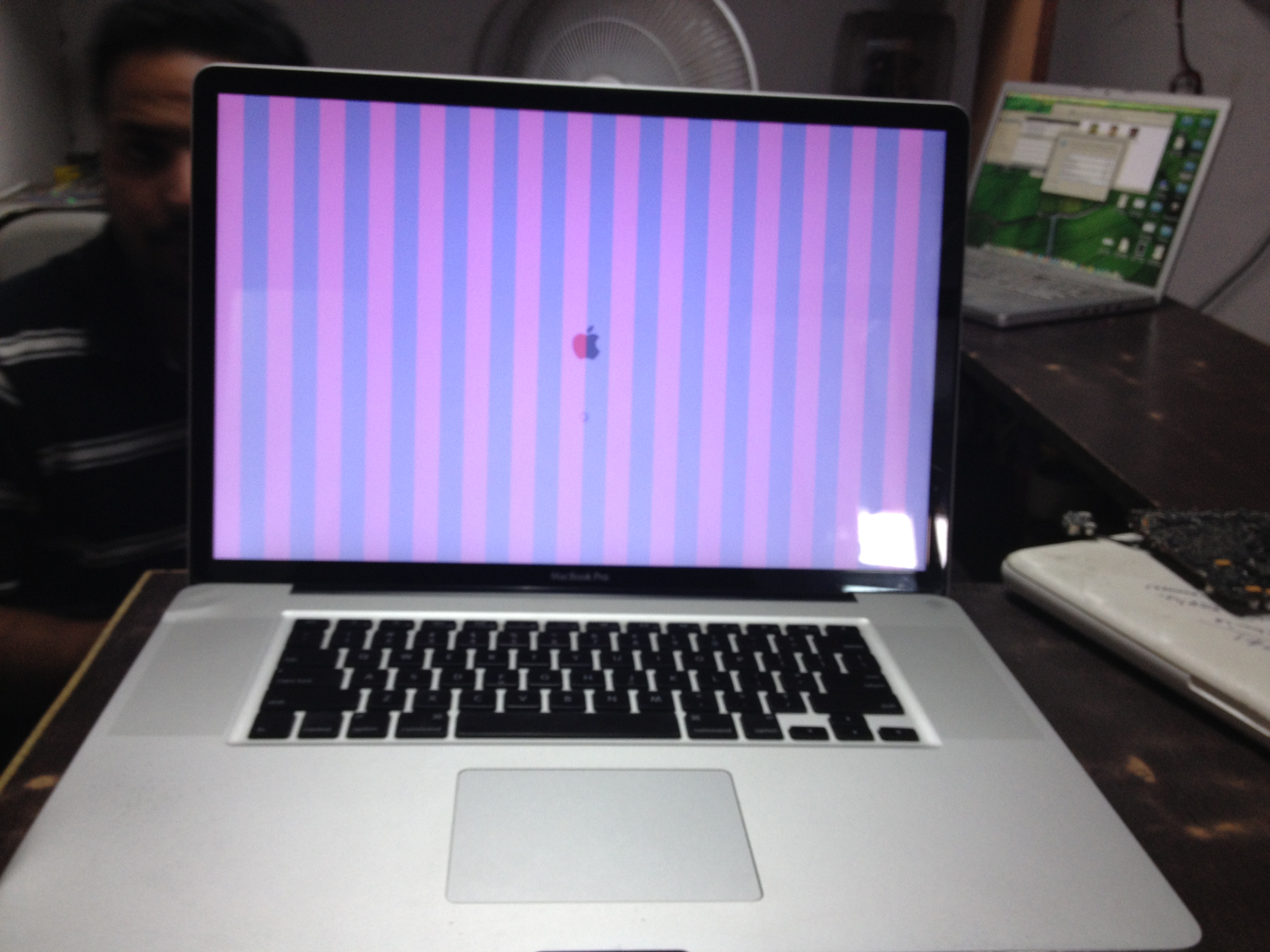 Macbook Pro graphics failure finally addressed by Apple